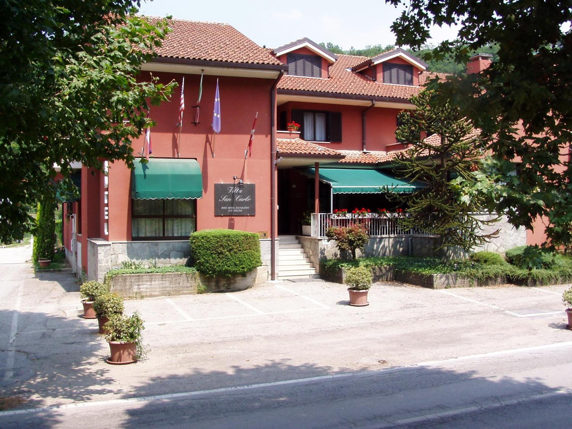 Villa San Carlo Cortemilia Bagian luar foto