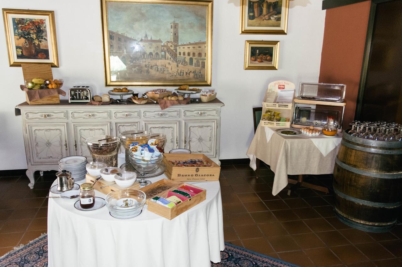 Villa San Carlo Cortemilia Bagian luar foto