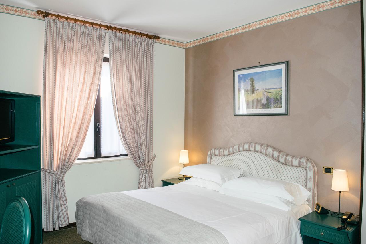 Villa San Carlo Cortemilia Bagian luar foto