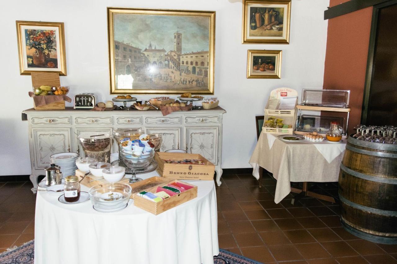 Villa San Carlo Cortemilia Bagian luar foto