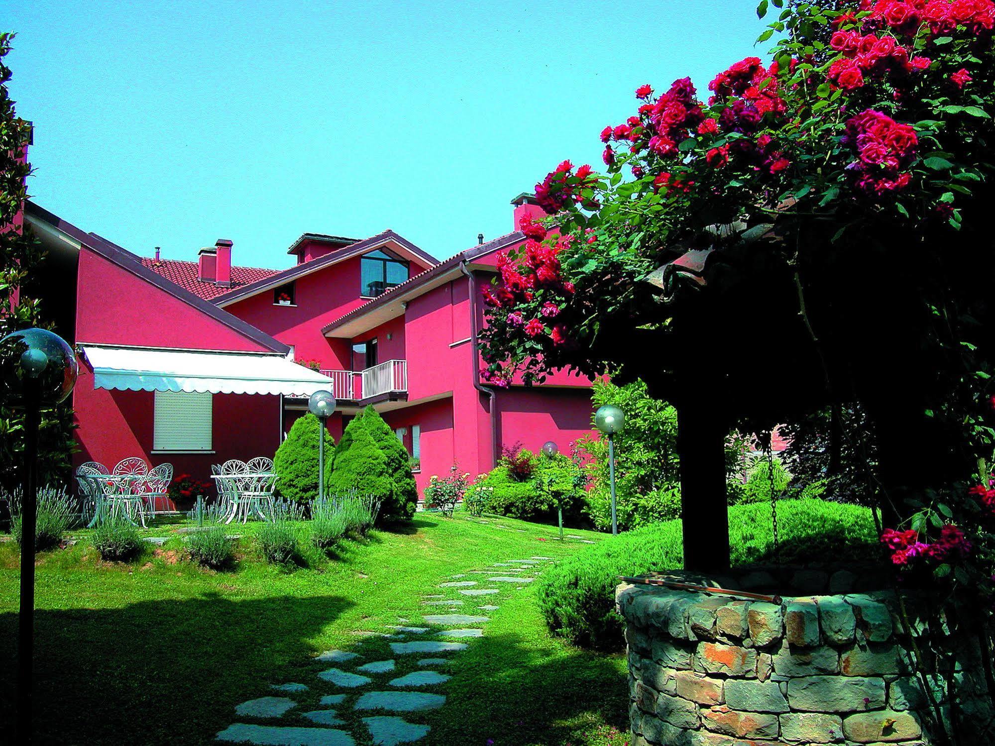 Villa San Carlo Cortemilia Bagian luar foto