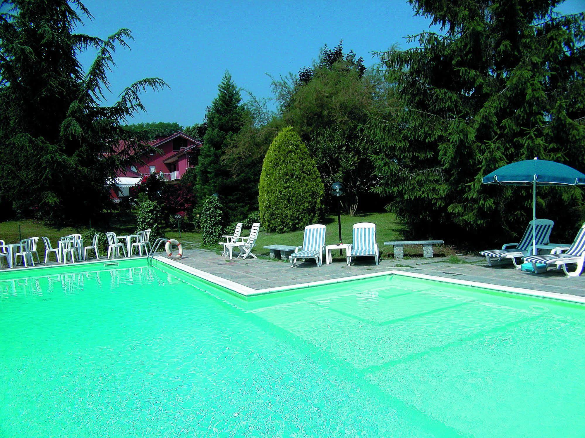 Villa San Carlo Cortemilia Bagian luar foto